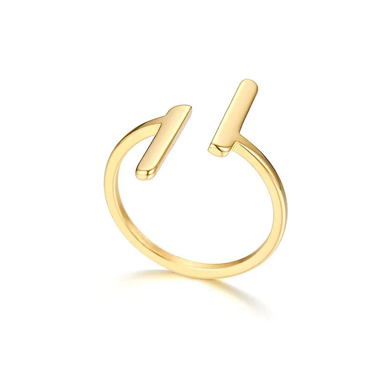 Wren Modern Minimalist Ring