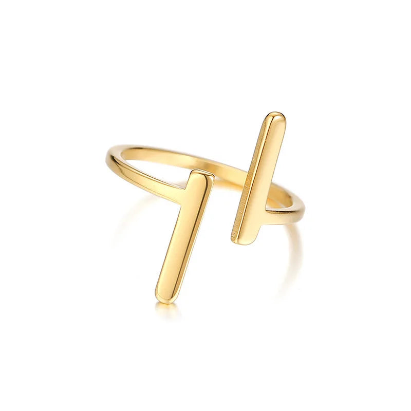Wren Modern Minimalist Ring