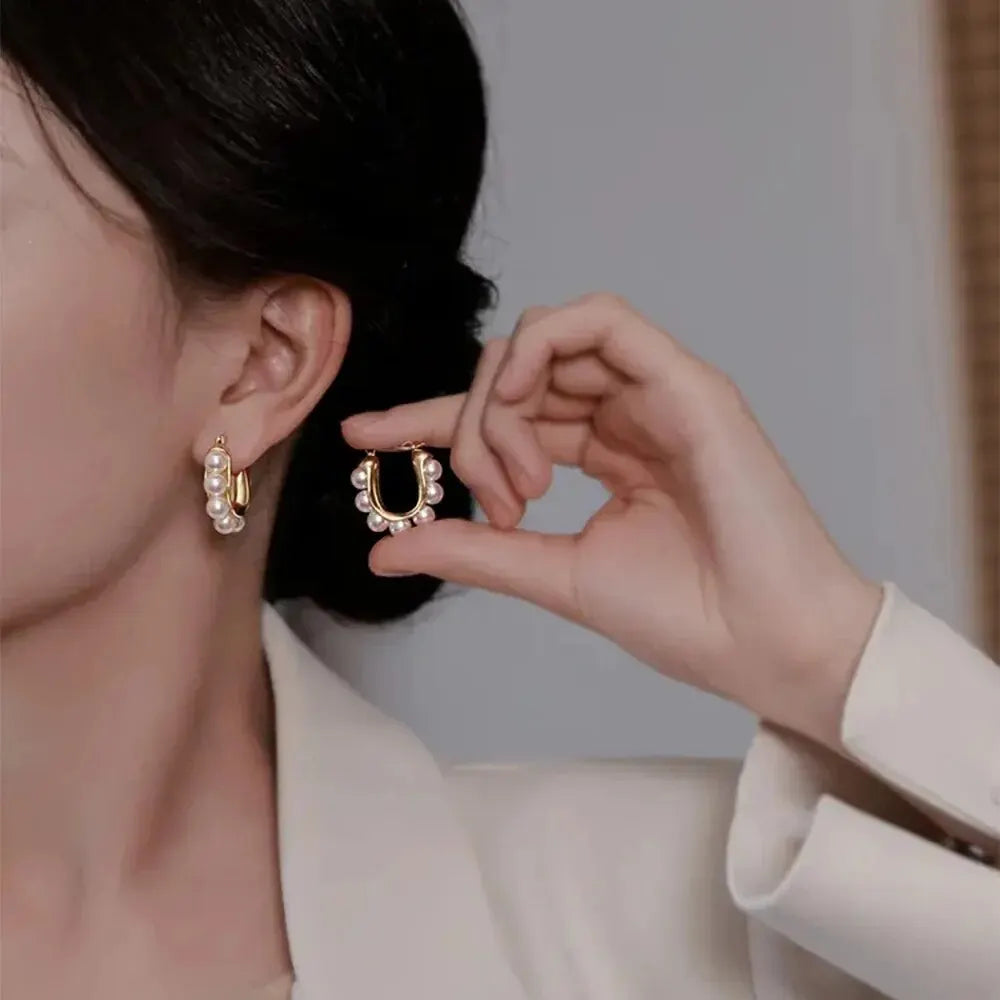 Cape Pearl Earrings
