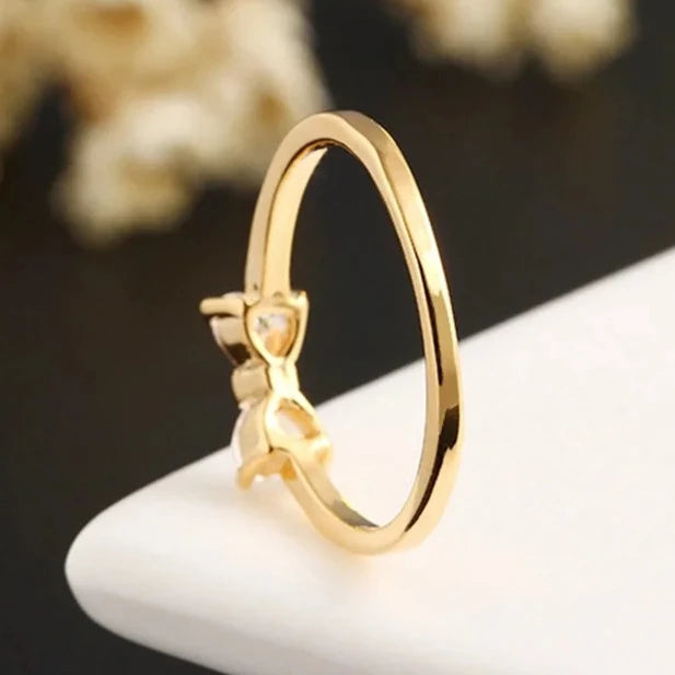Bow-Tique Crystal Ring