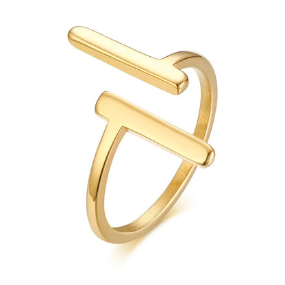 Wren Modern Minimalist Ring