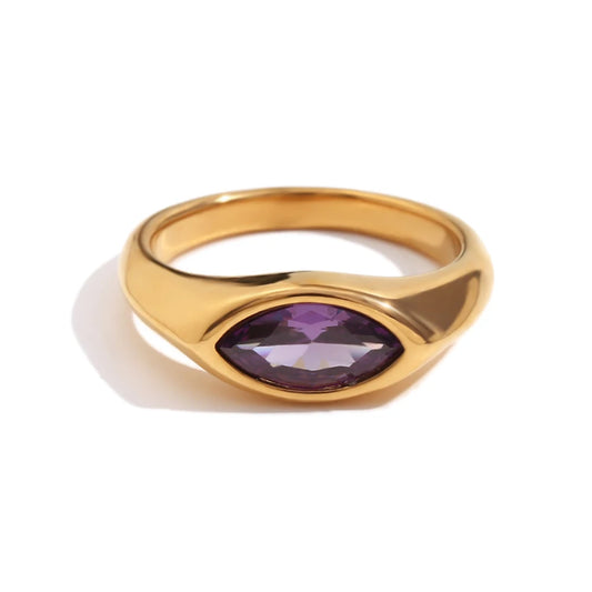 Apple of My Eye Jewel Solitaire Ring